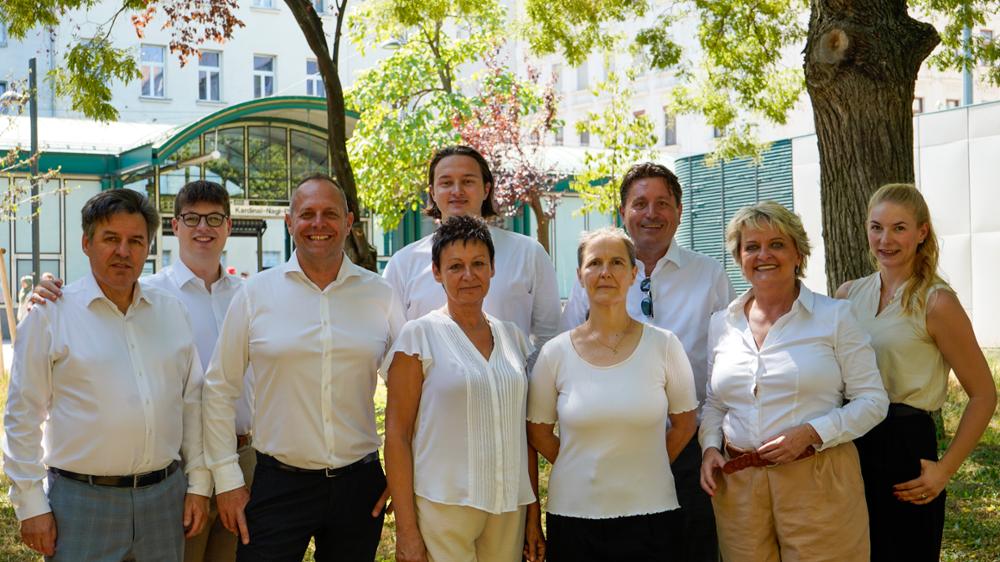 Das hauptberuflichen Team im Kardinal Nagl Park !!
